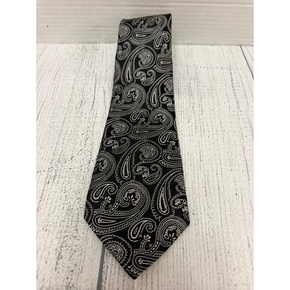 Bugatti Mens Silk Necktie Black White Paisley Formal Wedding Business Tie
